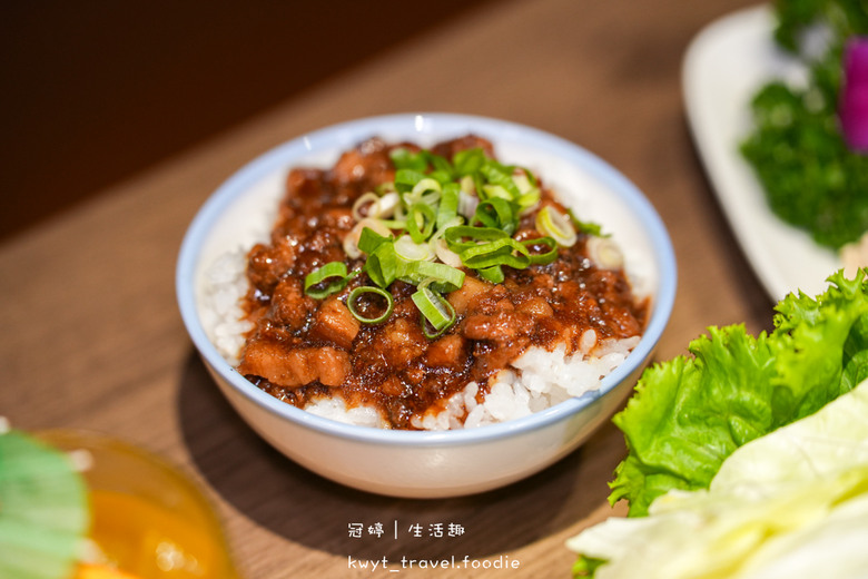 雞湯界愛馬仕！免費無限續湯，A5和牛與現流海鮮的奢華饗宴，台北包廂餐廳推薦，附最新菜單