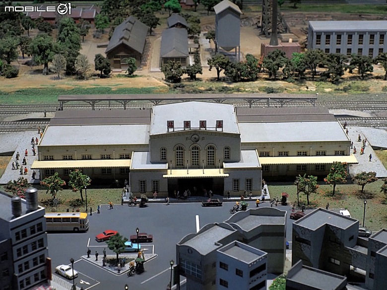 哈瑪星台灣鐵道館之超大型鐵道模型再訪 — 冬日高雄港濱散策 模型專編