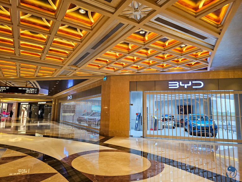 澳門|*交通便利 吃喝玩樂都適宜* 新濠影匯 Studio City Macau
