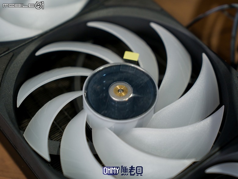 快睿 Cryorig 親民平價水冷 Rheo360