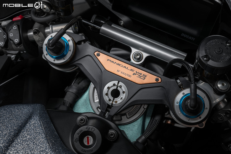 點我看大圖 DUCATI 百週年十款歷史經典賽車塗裝限量登場!Collezione 100特殊版本發表!