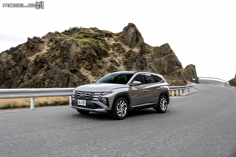 【國內新訊】含補助94.9萬元起，Hyundai Tucson L汽油款免費升級AVM/BVM影像輔助及延長保固！