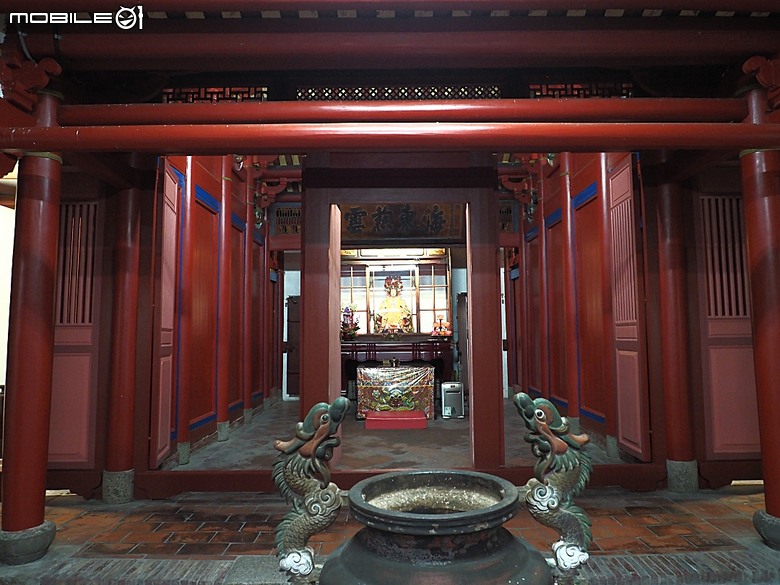 彰化 彰邑聖王廟(威惠宮)、大西門福德祠、彰邑關帝廟、彰邑慶安宮、懷忠祠、曇花佛堂、梨春園曲館 — 彰化市區古蹟探訪之一