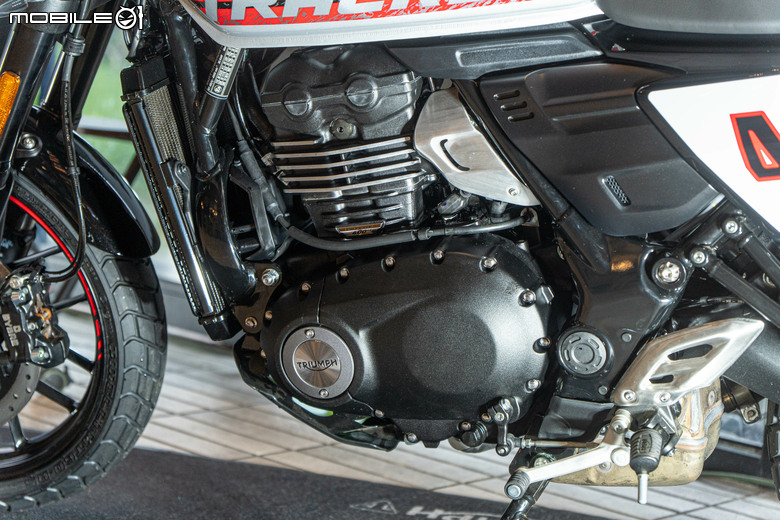 【採訪】2026 Triumph Tracker 400 建議售價：209,800元，為街頭而生的賽道靈魂。