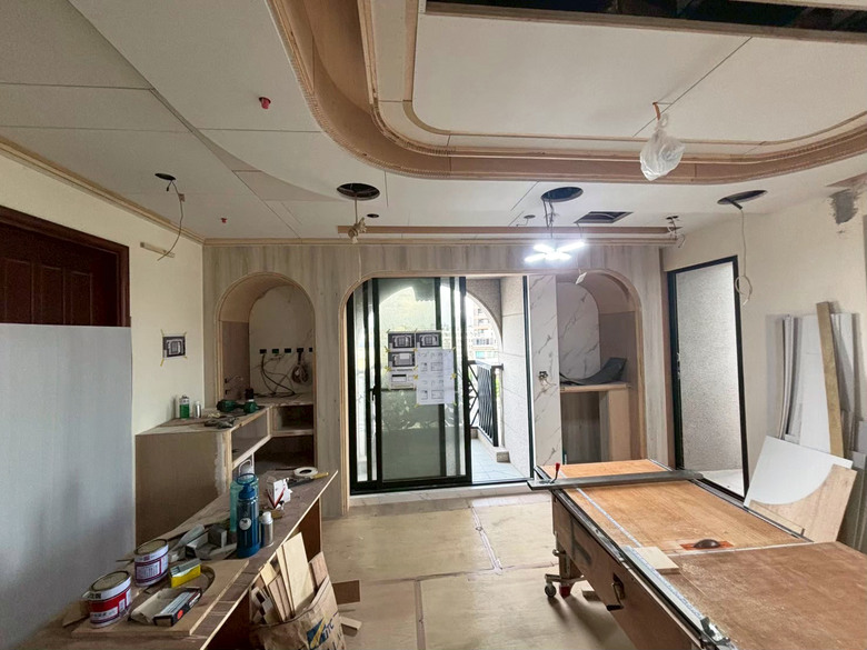 [開箱] 挑戰木工極限？台南新居入厝：從城堡秘密基地到透光大理石牆，這才叫夢幻木作！