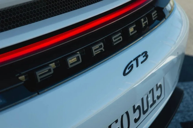 自然進氣神話終結？Porsche 傳考慮為 911 GT3 導入渦輪技術！