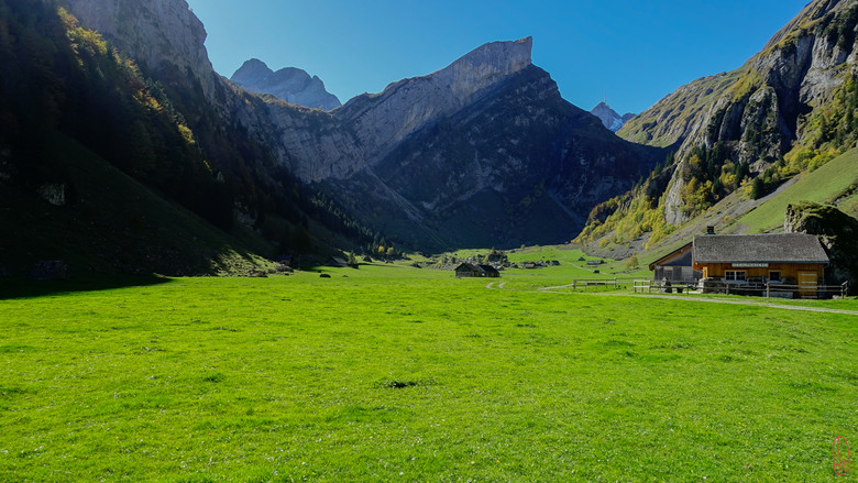 瑞士-阿彭策爾|依本立 Ebenalp 與湖山湖 Seealpsee 健行之旅