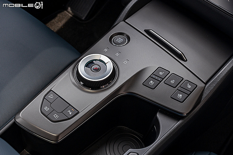 Kia 小改款 Sportage 1.6 Turbo-Hybrid 試駕報導｜渦輪油電初登場，動力油耗大躍進！