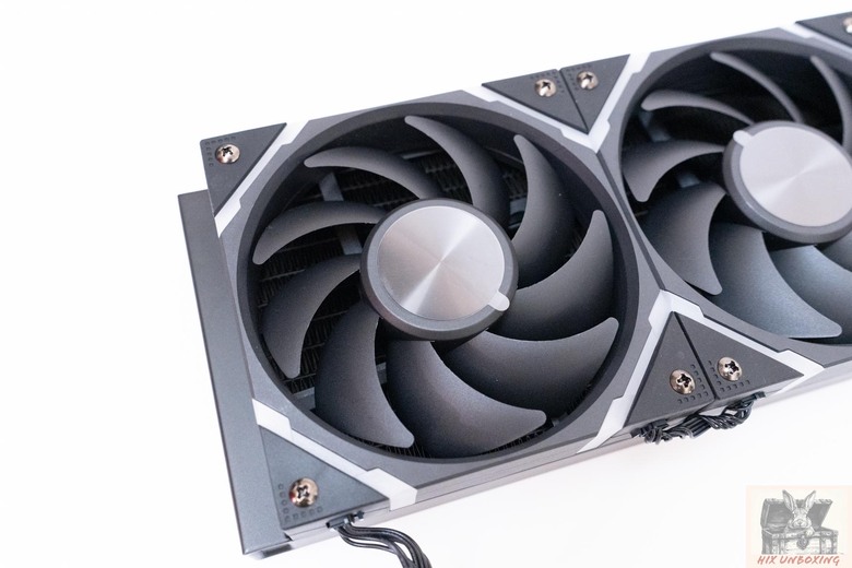 又一圓臉冷頭?! Cryorig 快睿歐CRYO360