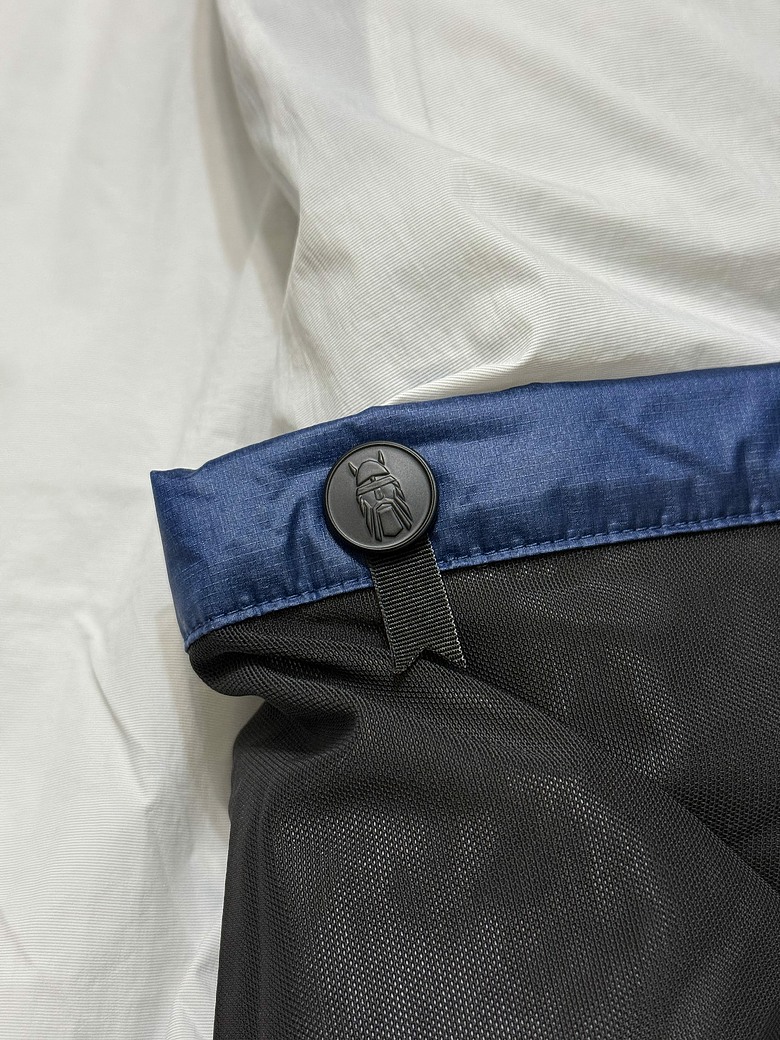 【簡單開箱】Helly Hansen Graphene 外套