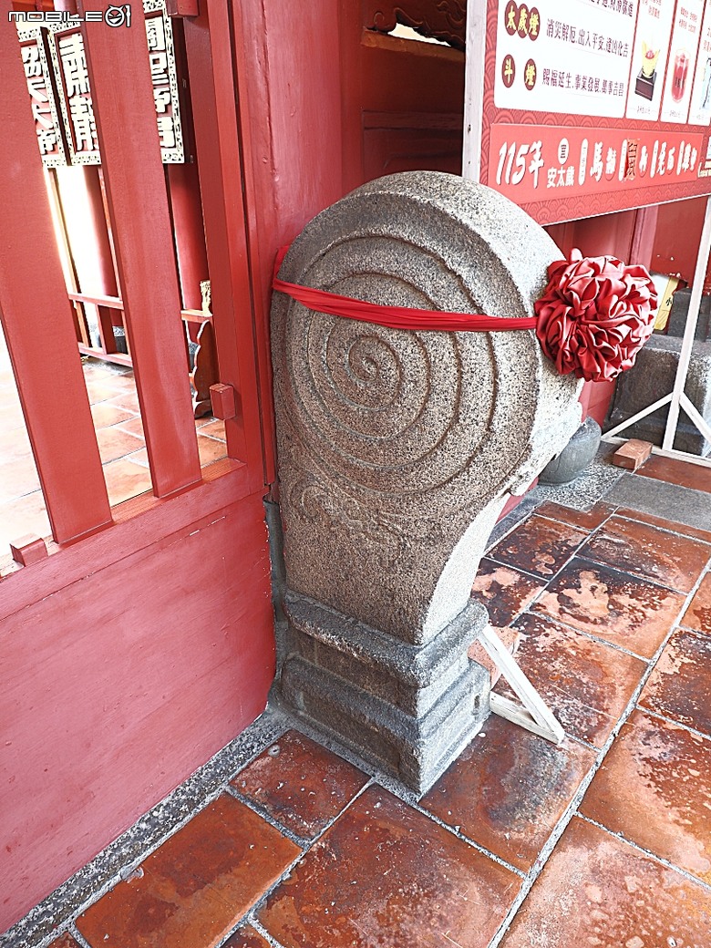 彰化 彰邑聖王廟(威惠宮)、大西門福德祠、彰邑關帝廟、彰邑慶安宮、懷忠祠、曇花佛堂、梨春園曲館 — 彰化市區古蹟探訪之一