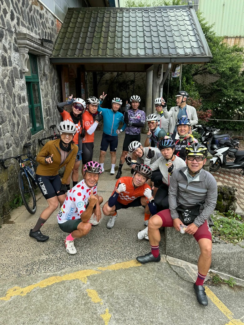 跟著SCC車隊賴神順騎如來神掌，KHS vitamin E輕旅行