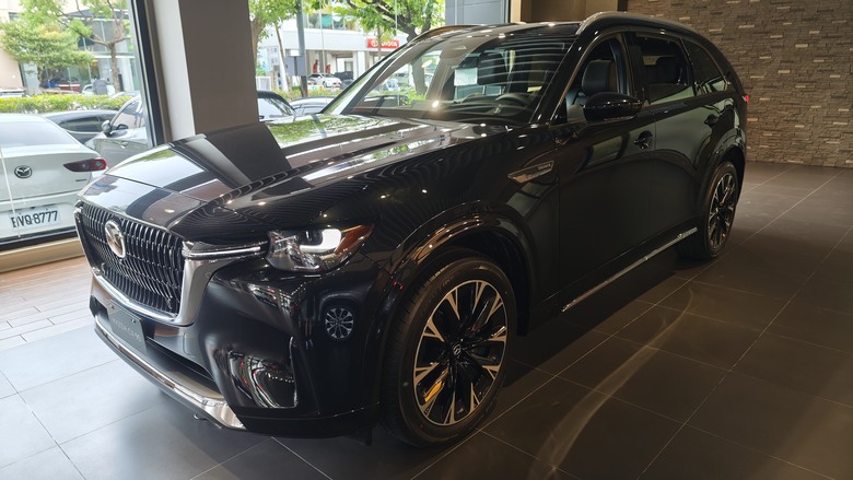 Mazda CX-30 RSE, 滿1,000km保養分享@桃園慶達汽車 (含CX-90靜態賞車分享)