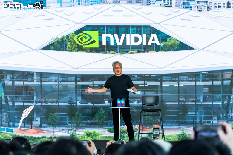 【採訪】NVIDIA 台灣員工大會 黃仁勳宣布 Constellation 台灣總部 2030 落成啟用 現場更回答員工 AI 工作焦慮提問