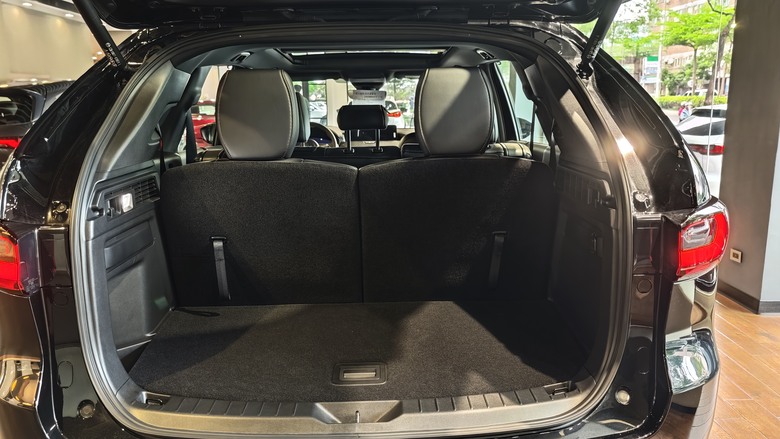 Mazda CX-30 RSE, 滿1,000km保養分享@桃園慶達汽車 (含CX-90靜態賞車分享)
