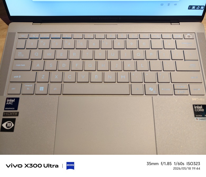 Expertbook Ultra 358H \ 32G \ 1T SSD 開箱