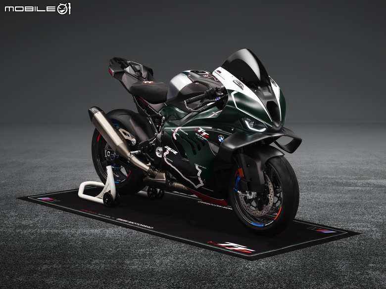 點我看大圖 曼島TT歡慶115屆!BMW Motorrad推出曼島TT特仕版M 1000 RR!