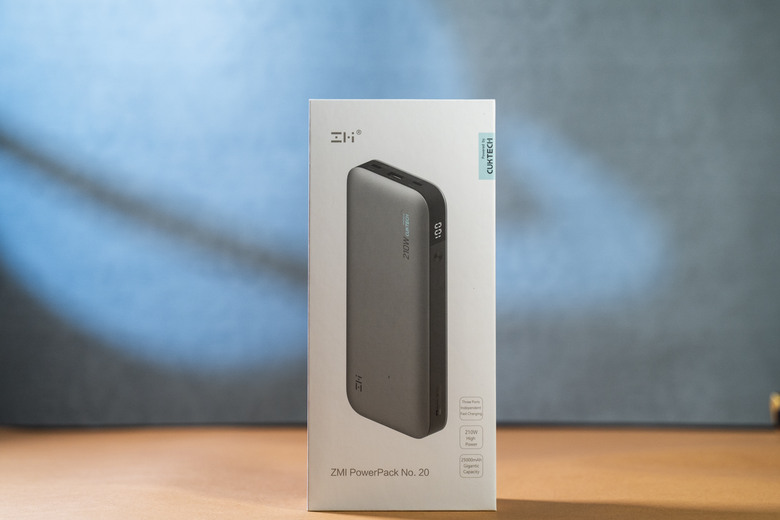 【開箱測試】ZMI紫米20號行動電源 QB826G｜2021推出的行充，現在買適合嗎？