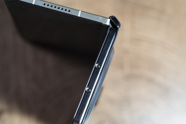 OPPO Find N6 兩款手機殼分享 Nillkin耐爾金&決色DEFENSE 你們都買什麼殼呢?