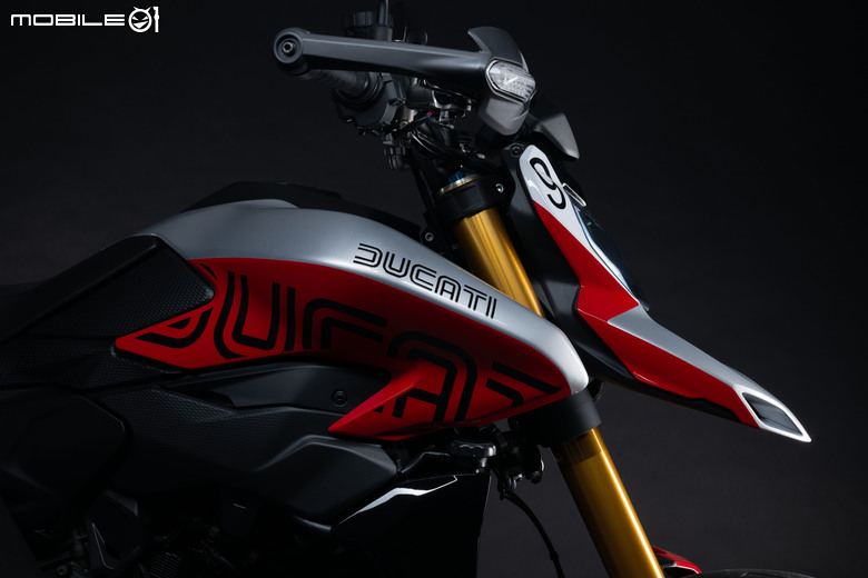 點我看大圖 DUCATI 百週年十款歷史經典賽車塗裝限量登場!Collezione 100特殊版本發表!