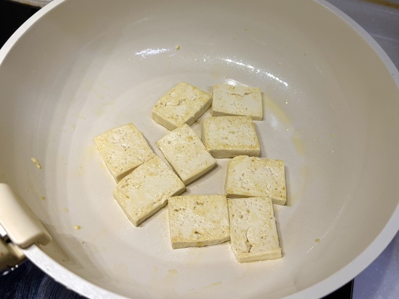 豆腐料理分享！花椒燒汁豆腐