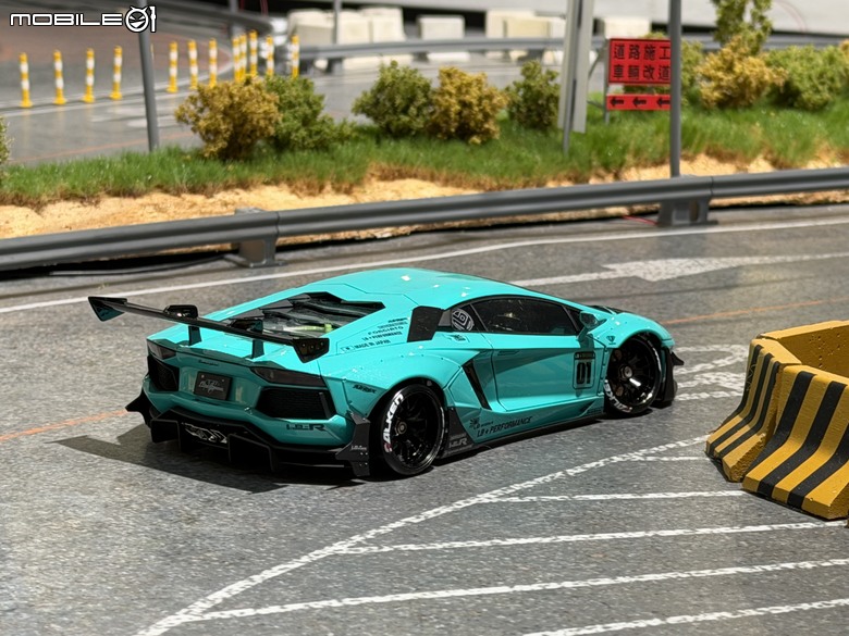 【遙控模型】LB★Works Lamborghini Aventador Limited Editon Ver.2 - DriftArt 4 蒂芙妮藍