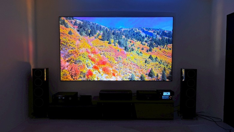 【案例分享】Wharfedale Elysian 3 5聲道劇院系統 × Integra DRX-5.4 × Epson LS970 120 吋菲涅爾布幕