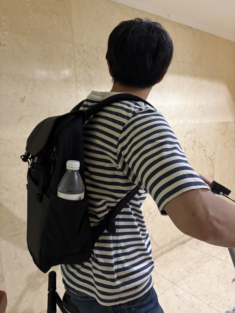 通勤筆電包｜tomtoc Slash-T64 Flip Laptop Backpack (同場加映｜金門小菜刀）
