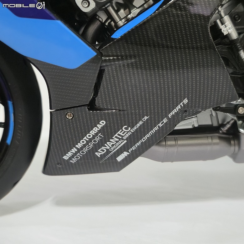 點我看大圖 🔧【模型新手也能輕鬆組 Part5】🏍️ 1/9 MENG MT-009S 1/9 BMW M1000RR 悅色版