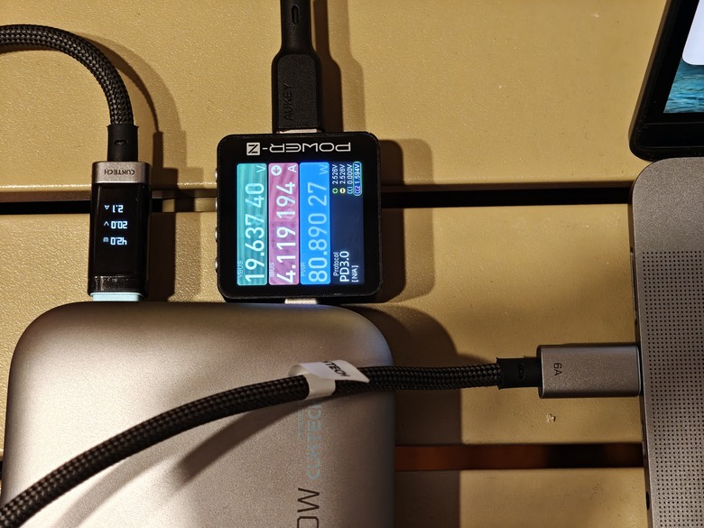【開箱測試】ZMI紫米20號行動電源 QB826G｜2021推出的行充，現在買適合嗎？