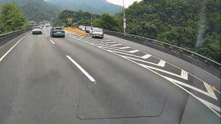 國5交流道驚見「9車逆向」闖國道！離譜畫面曝光