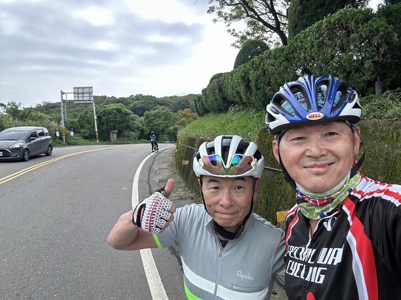 跟著SCC車隊賴神順騎如來神掌，KHS vitamin E輕旅行