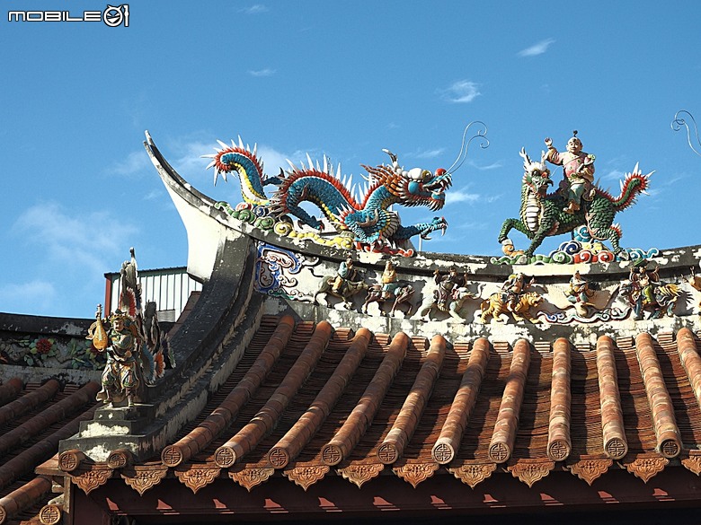 彰化 彰邑聖王廟(威惠宮)、大西門福德祠、彰邑關帝廟、彰邑慶安宮、懷忠祠、曇花佛堂、梨春園曲館 — 彰化市區古蹟探訪之一