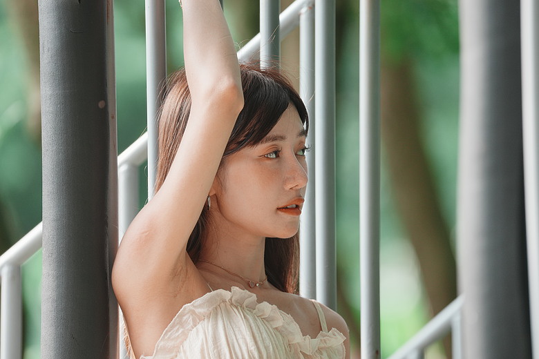 點我看大圖 Sony FE 100-400mm F4.5 GM OSS 評測報告|恆定光圈 x 內變焦、開啟超望遠新篇章!