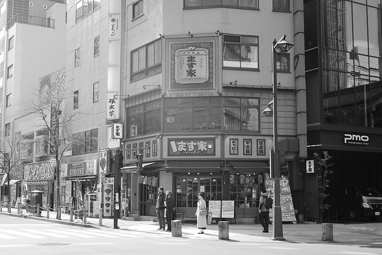 [分享] 當旅遊照少了色彩(下) — Leica M10