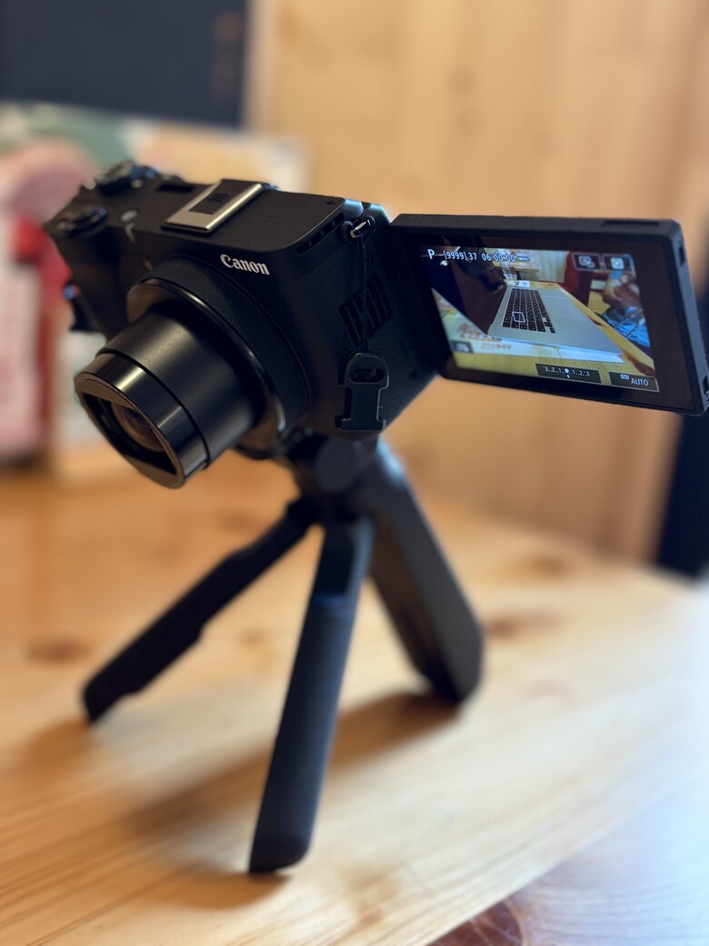 原本只是買相機，結果越買越多｜Canon HG-100TBR、LP-E17 電池與副廠座充入手心得