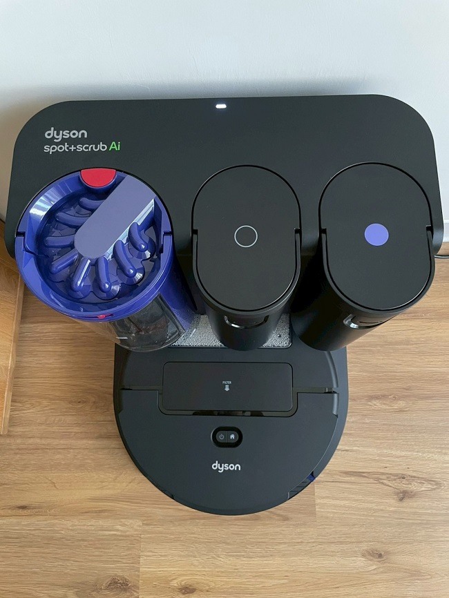 開箱 Dyson Spot+Scrub Ai 掃拖機器人