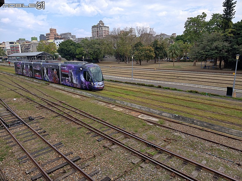 哈瑪星鐵道園區、舊打狗驛故事館、高雄港車站北號誌樓、鐵道園區天空雲台、金馬賓館當代美術館、打狗水道量水器室,附掛2026高雄冬日遊樂園紀實 — 冬日高雄港濱散策 哈瑪星鐵道園區篇