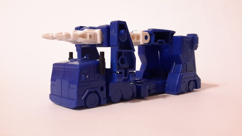 【玩情懷收回憶】上個世紀變形機器人食玩模型（大型車、火車篇）