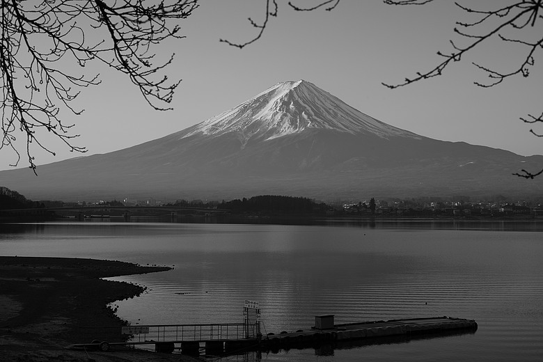 [分享] 當旅遊照少了色彩(下) — Leica M10