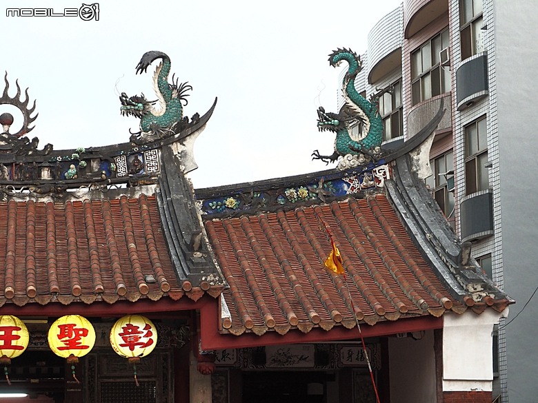 彰化 彰邑聖王廟(威惠宮)、大西門福德祠、彰邑關帝廟、彰邑慶安宮、懷忠祠、曇花佛堂、梨春園曲館 — 彰化市區古蹟探訪之一