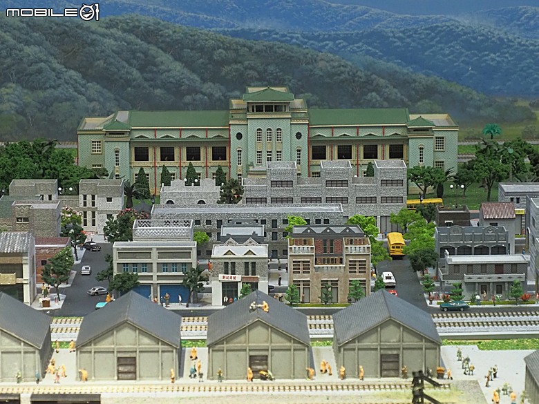 哈瑪星台灣鐵道館之超大型鐵道模型再訪 — 冬日高雄港濱散策 模型專編