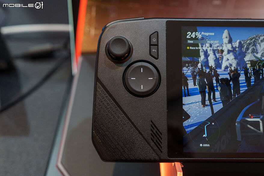 【Computex 2026】Acer Predator Atlas 8 實機動手玩 Intel Arc G3 Extreme 處理器帶來效能大升級