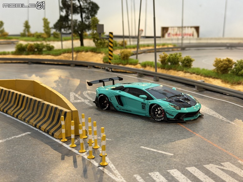 【遙控模型】LB★Works Lamborghini Aventador Limited Editon Ver.2 - DriftArt 4 蒂芙妮藍