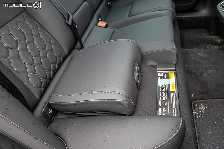 Volvo 小改款 XC60 B5 試駕｜保留核心優勢，高級感再強化！