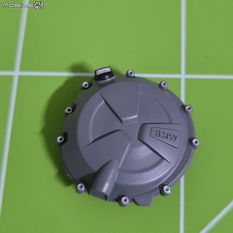 點我看大圖 🔧【模型新手也能輕鬆組 Part5】🏍️ 1/9 MENG MT-009S 1/9 BMW M1000RR 悅色版