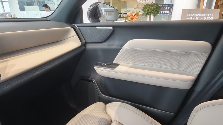 Volvo New XC70 - 境外首次素人試駕分享(應該是啦~)