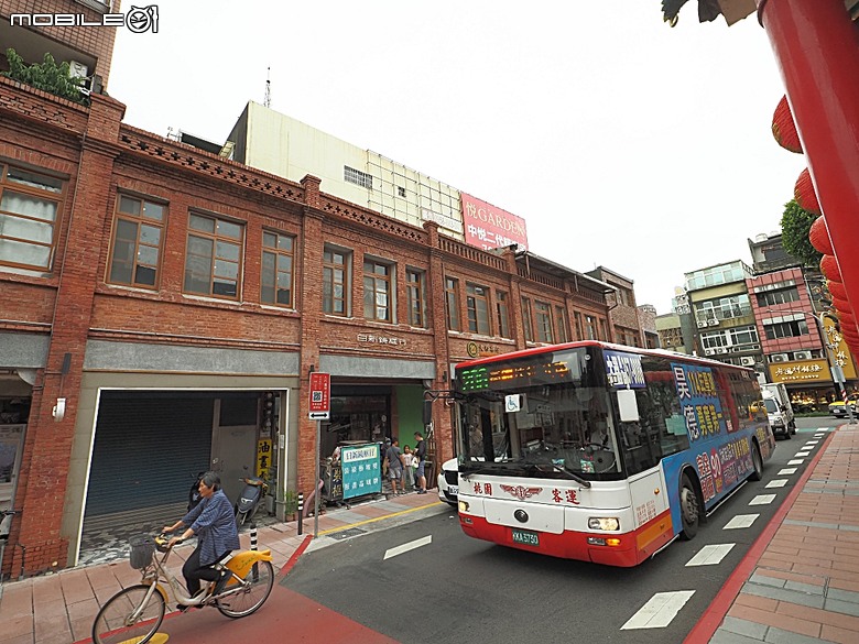 桃園景福宮、大廟口派出所、桃園77藝文町、桃園文學館、桃園市新住民文化會館、桃園軌道願景館、米倉劇場、桃園文昌宮、桃園第一街 — 2026桃園舊市區與古城巡訪