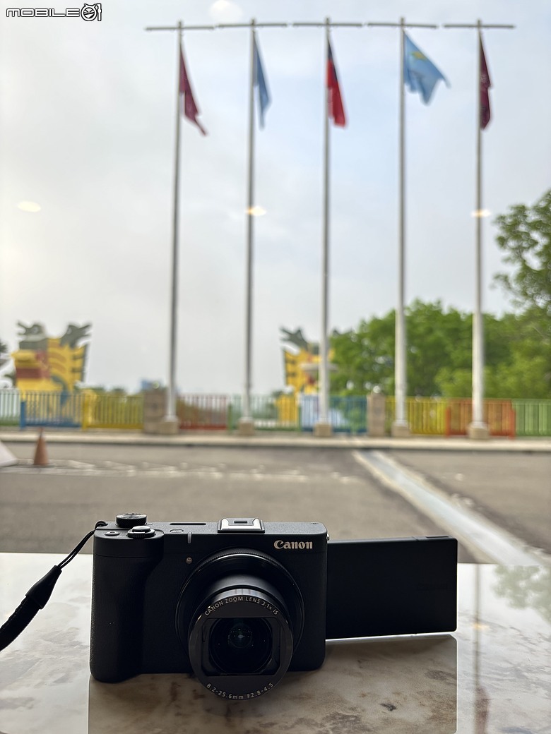 Canon PowerShot V1｜一通像詐騙的電話，讓我抽中相機75折，還順手搞定 App 中文化