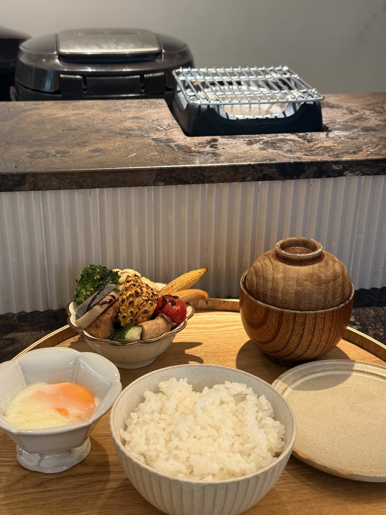 一口咬下的日式家常感|居米先生在路上的人氣漢堡排